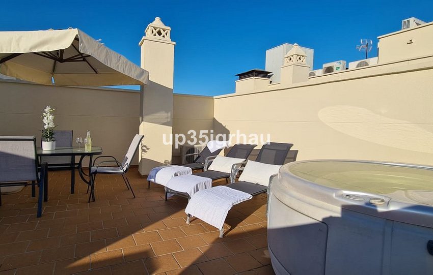 R4967008-Apartment-For-Sale-Estepona-Penthouse-2-Beds-79-Built-6