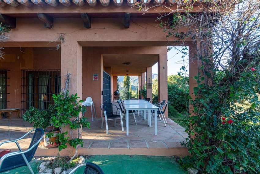 R4967011-Villa-For-Sale-Mijas-Costa-Detached-4-Beds-300-Built-2
