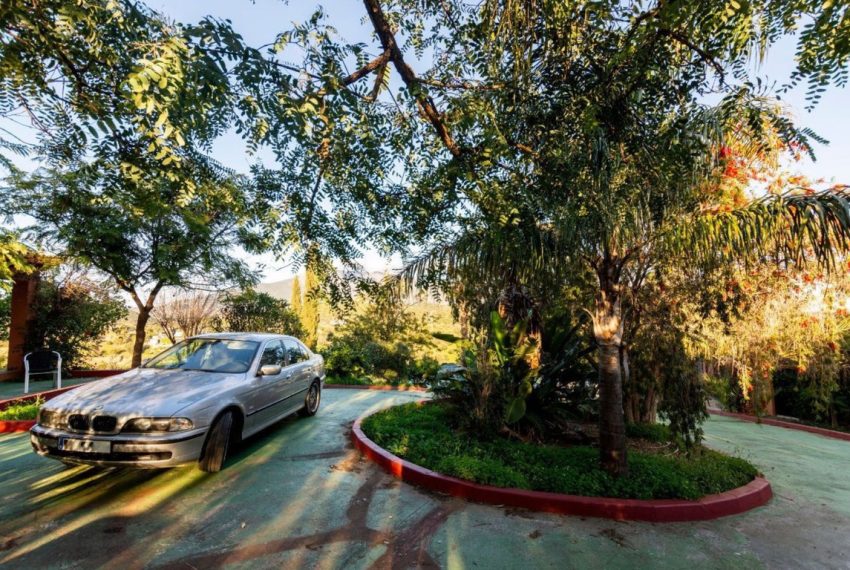 R4967011-Villa-For-Sale-Mijas-Costa-Detached-4-Beds-300-Built-3