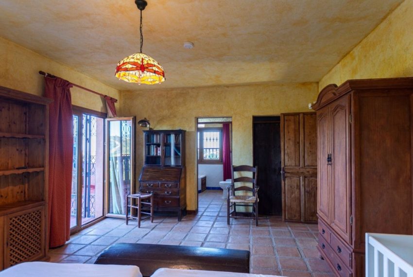 R4967011-Villa-For-Sale-Mijas-Costa-Detached-4-Beds-300-Built-9