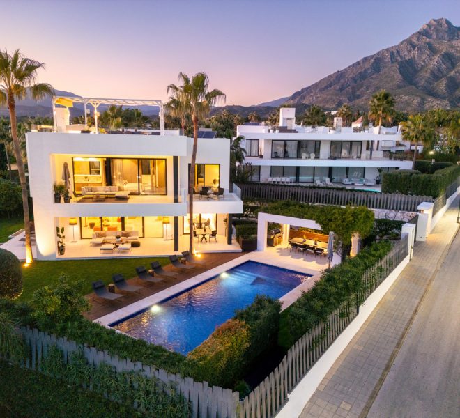 R4967308-Image 1-Detached - 5 Beds - 492 Built