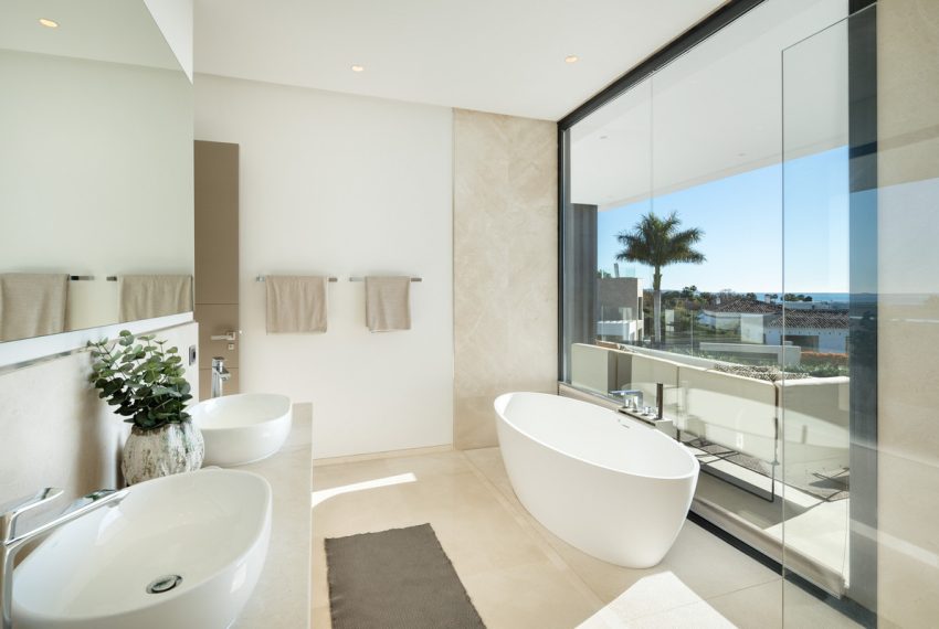 R4967308-Villa-For-Sale-The-Golden-Mile-Detached-5-Beds-492-Built-9