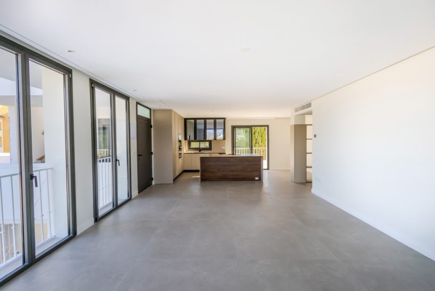 R4967512-Apartment-For-Sale-Nueva-Andalucia-Middle-Floor-2-Beds-100-Built-3
