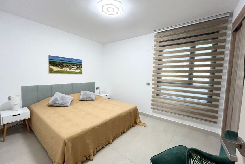 R4968649-Apartment-For-Sale-La-Quinta-Middle-Floor-3-Beds-175-Built-16