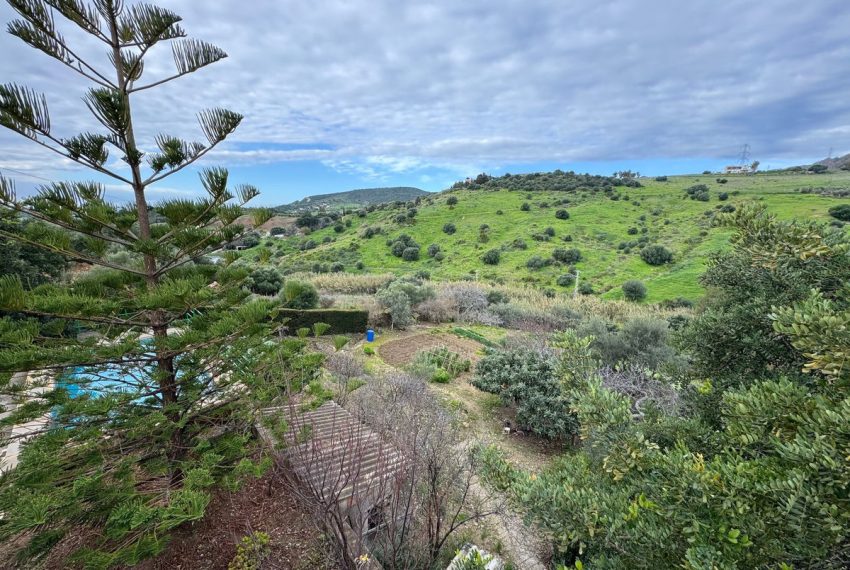 R4968871-Villa-For-Sale-Estepona-Finca-4-Beds-160-Built-13