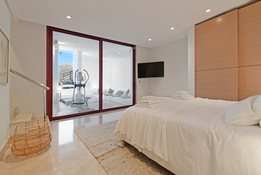 R4972651-Villa-For-Sale-Nueva-Andalucia-Detached-7-Beds-455-Built-18