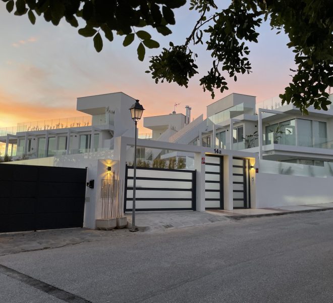 R4972885-Image 1-Detached - 4 Beds - 321 Built