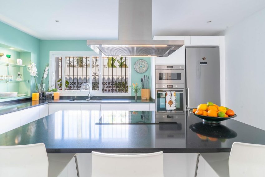 R4972930-Villa-For-Sale-San-Pedro-de-Alcantara-Detached-4-Beds-282-Built-11