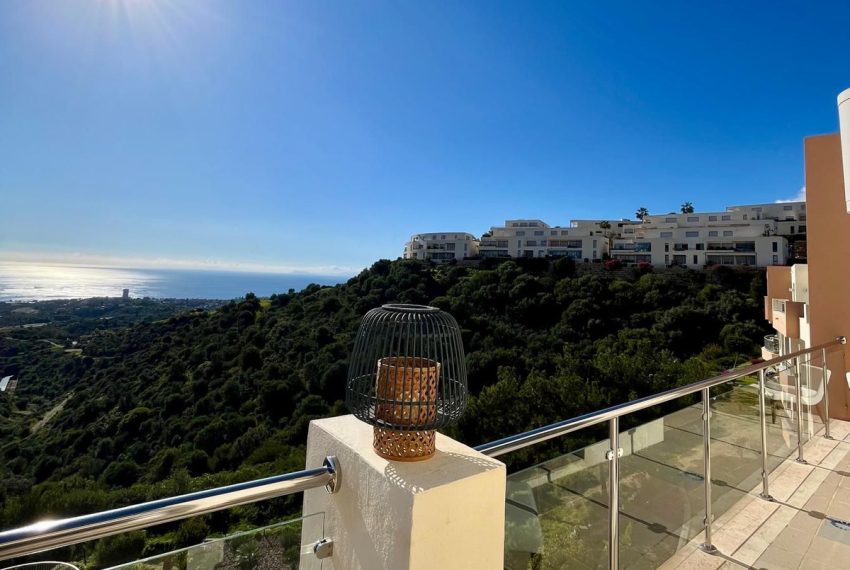 R4973662-Apartment-For-Sale-Altos-de-los-Monteros-Penthouse-2-Beds-95-Built-3