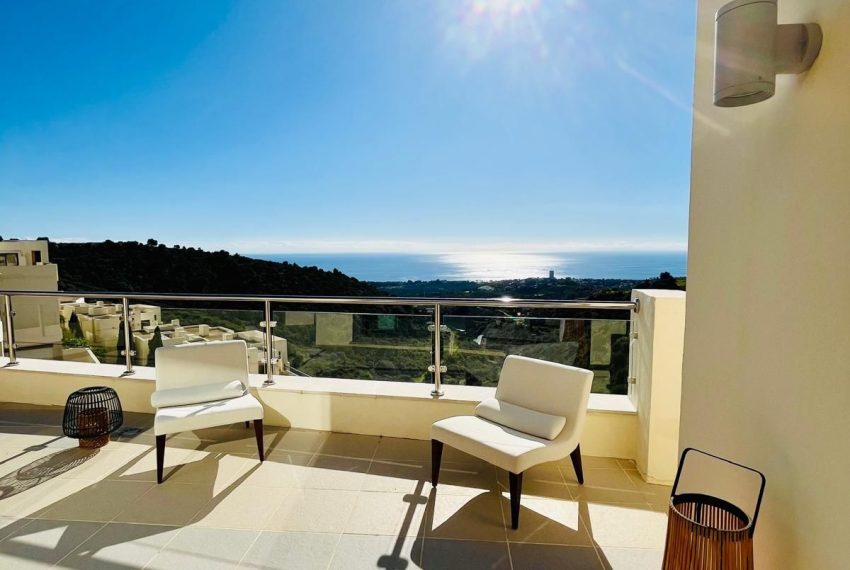 R4973662-Apartment-For-Sale-Altos-de-los-Monteros-Penthouse-2-Beds-95-Built-6