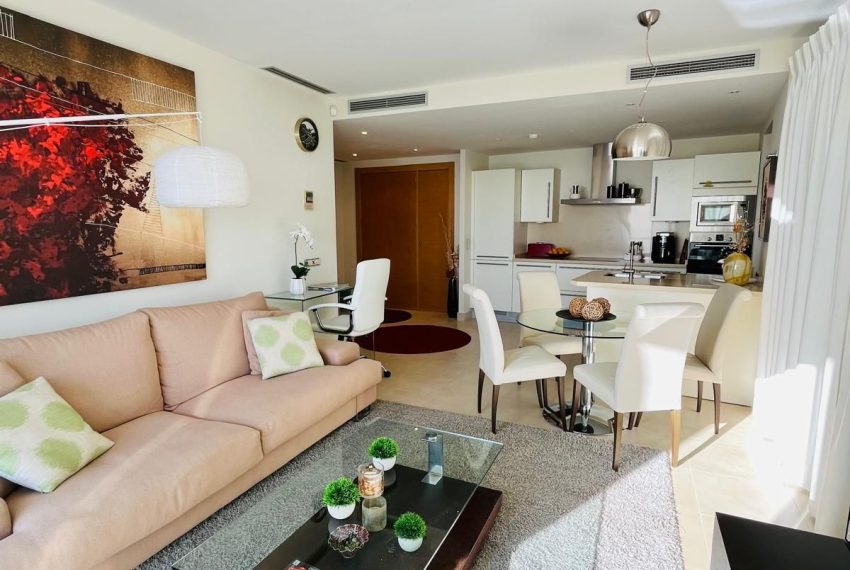 R4973662-Apartment-For-Sale-Altos-de-los-Monteros-Penthouse-2-Beds-95-Built-7
