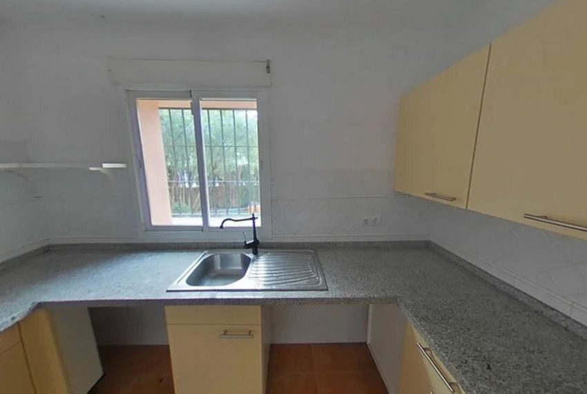 R4974547-Villa-For-Sale-Nueva-Andalucia-Detached-6-Beds-551-Built-5
