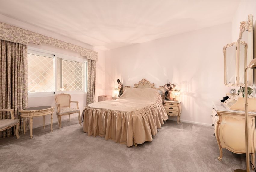 R4974649-Apartment-For-Sale-Nueva-Andalucia-Middle-Floor-3-Beds-186-Built-12