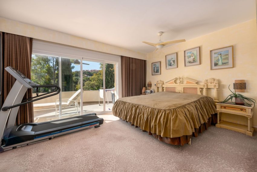 R4974649-Apartment-For-Sale-Nueva-Andalucia-Middle-Floor-3-Beds-186-Built-15