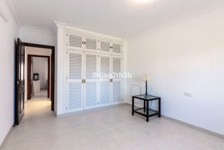 R4974682-Apartment-For-Sale-Nueva-Andalucia-Ground-Floor-3-Beds-143-Built-12