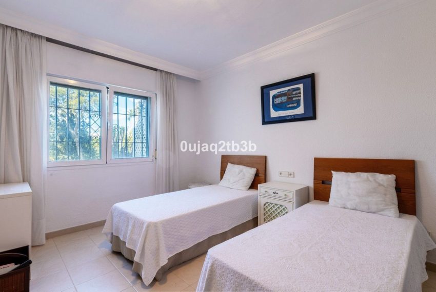 R4974682-Apartment-For-Sale-Nueva-Andalucia-Ground-Floor-3-Beds-143-Built-7