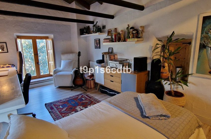 R4974733-Villa-For-Sale-Coin-Finca-8-Beds-398-Built-16