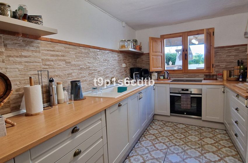 R4974733-Villa-For-Sale-Coin-Finca-8-Beds-398-Built-18