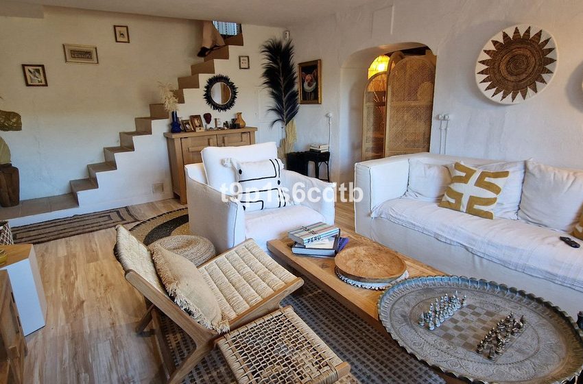 R4974733-Villa-For-Sale-Coin-Finca-8-Beds-398-Built-7