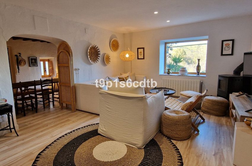 R4974733-Villa-For-Sale-Coin-Finca-8-Beds-398-Built-8