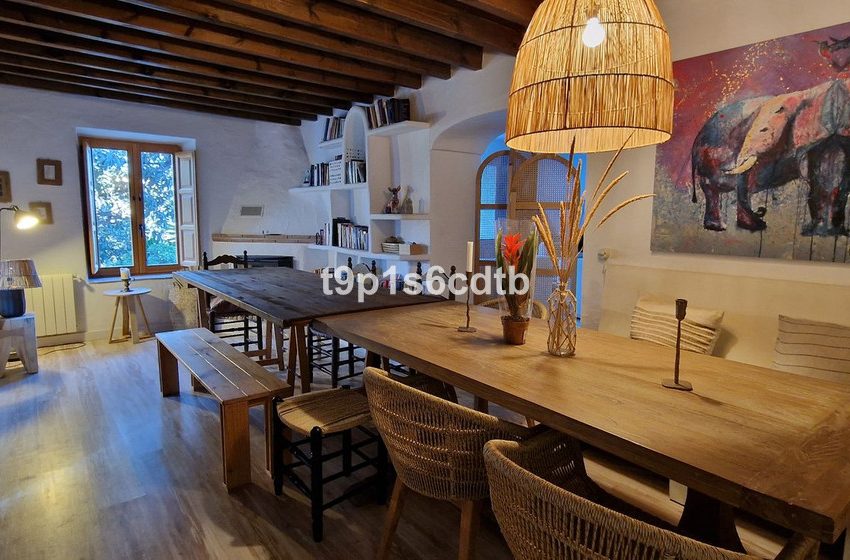 R4974733-Villa-For-Sale-Coin-Finca-8-Beds-398-Built-9