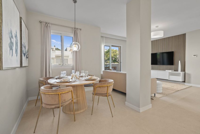 R4974862-Apartment-For-Sale-Aloha-Penthouse-3-Beds-148-Built-10