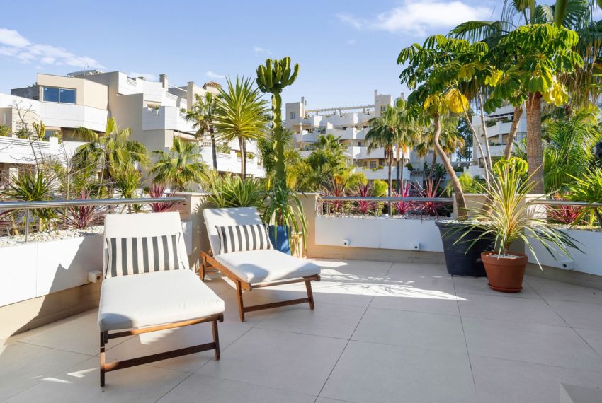 R4974862-Apartment-For-Sale-Aloha-Penthouse-3-Beds-148-Built-13