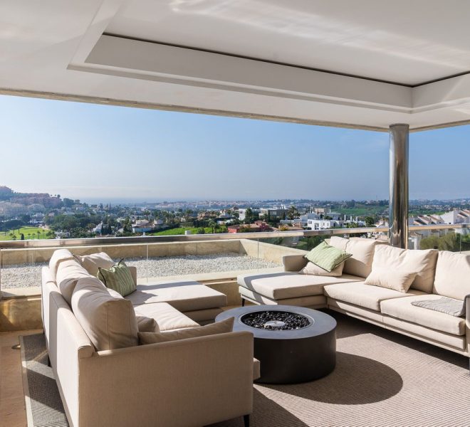 R4975846-Image 1-Penthouse Duplex - 3 Beds - 196 Built