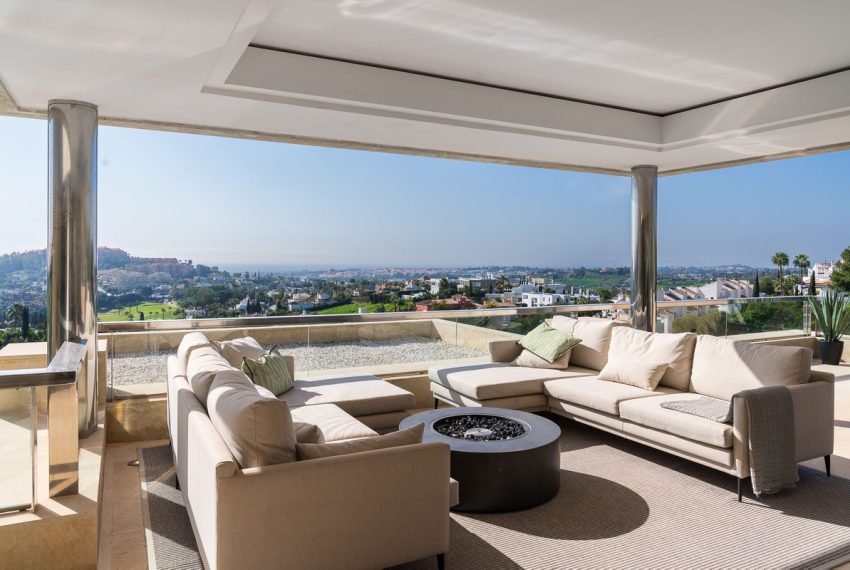 R4975846-Apartment-For-Sale-Marbella-Penthouse-Duplex-3-Beds-196-Built
