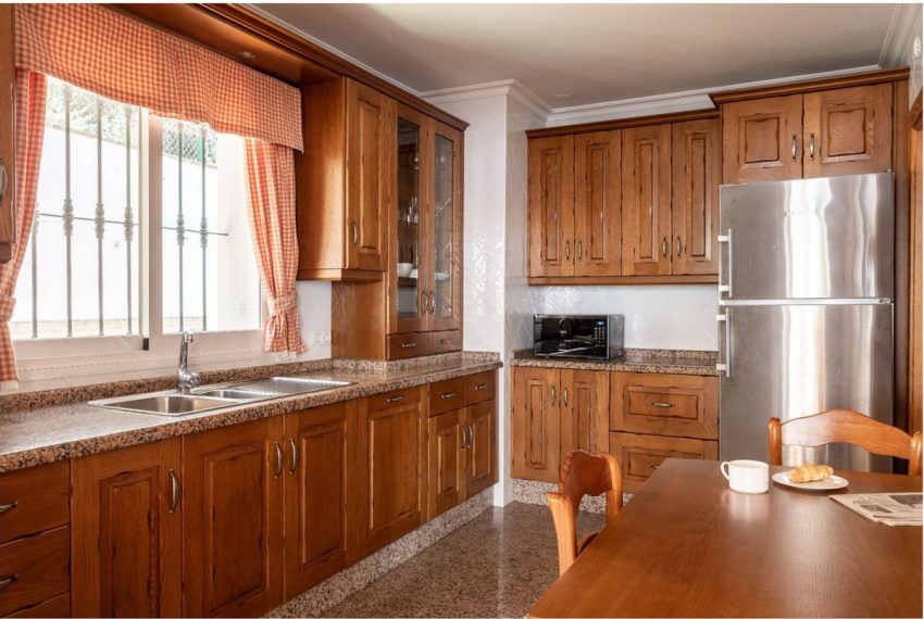 R4975966-Villa-For-Sale-San-Pedro-de-Alcantara-Detached-5-Beds-316-Built-7
