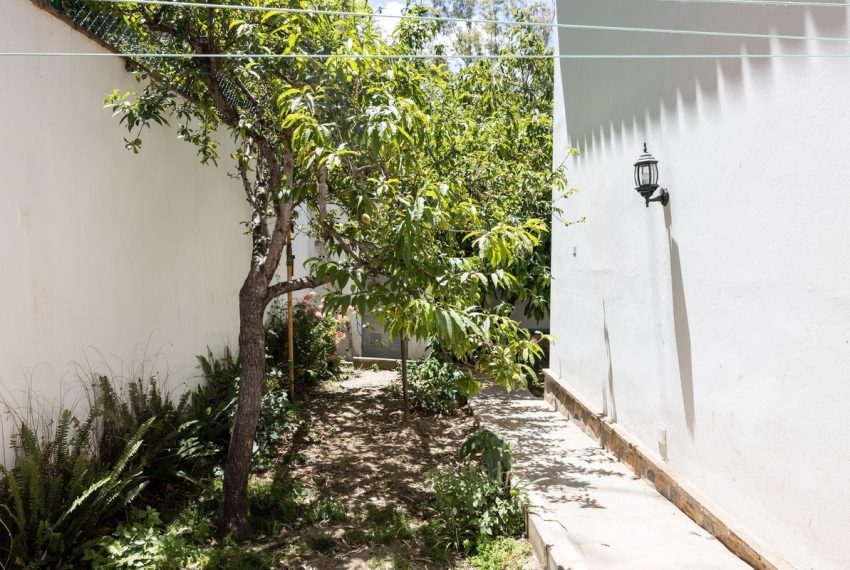 R4975966-Villa-For-Sale-San-Pedro-de-Alcantara-Detached-5-Beds-316-Built-9