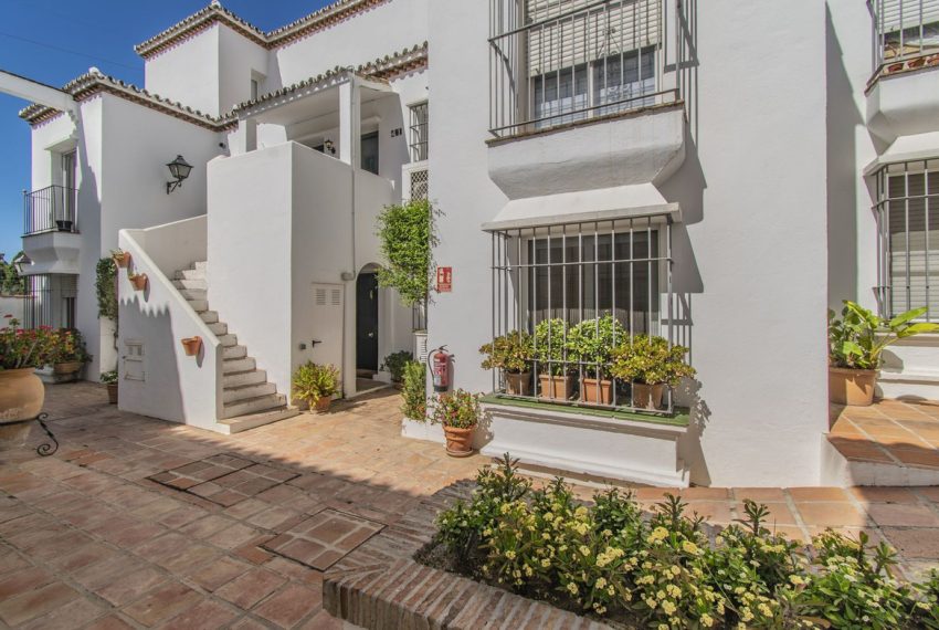 R4976134-Apartment-For-Sale-Nagueles-Penthouse-1-Beds-71-Built-10