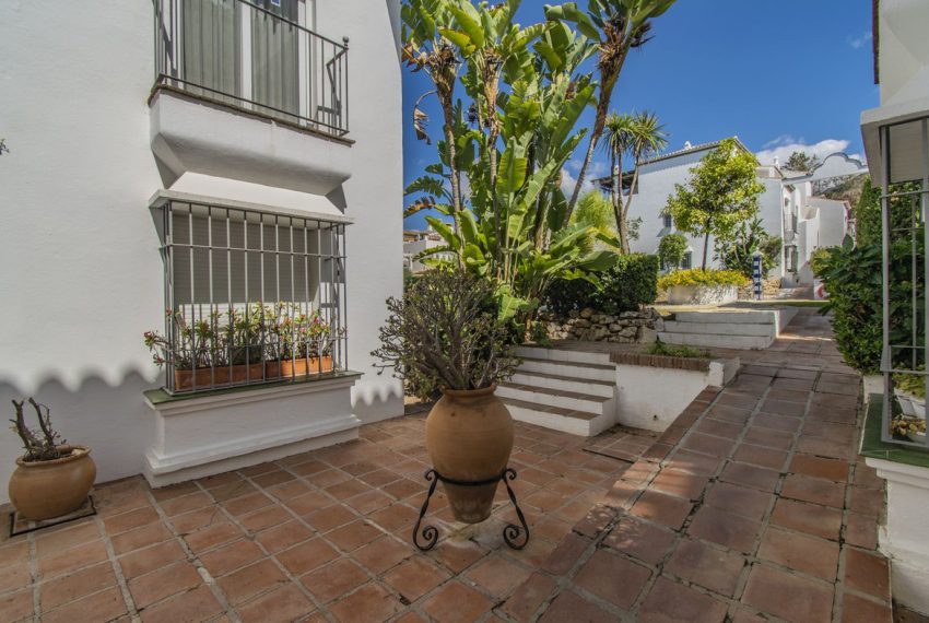 R4976134-Apartment-For-Sale-Nagueles-Penthouse-1-Beds-71-Built-14
