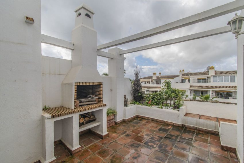 R4976134-Apartment-For-Sale-Nagueles-Penthouse-1-Beds-71-Built-2