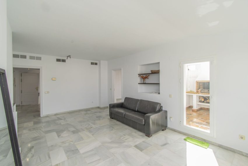 R4976134-Apartment-For-Sale-Nagueles-Penthouse-1-Beds-71-Built-9