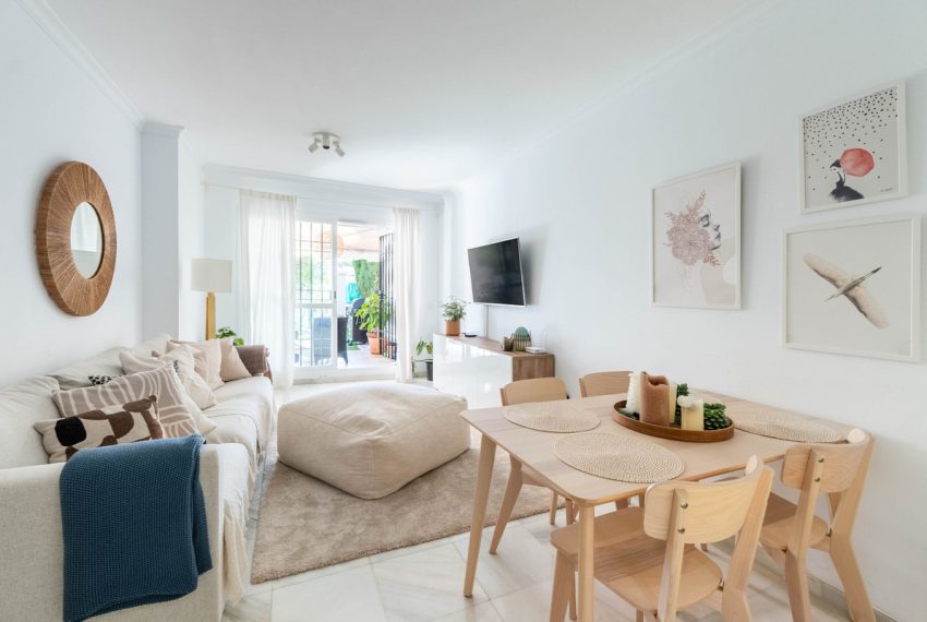 R4976461-Apartment-For-Sale-Nueva-Andalucia-Middle-Floor-2-Beds-85-Built-1