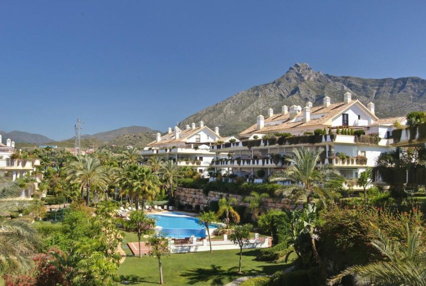 R4976485-Apartment-For-Sale-The-Golden-Mile-Ground-Floor-3-Beds-229-Built