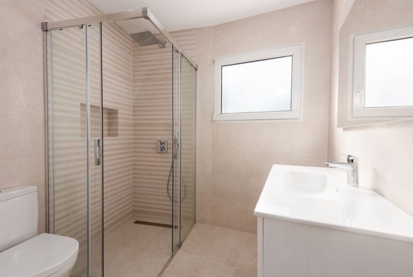 R4976497-Villa-For-Sale-Cabopino-Detached-4-Beds-200-Built-11