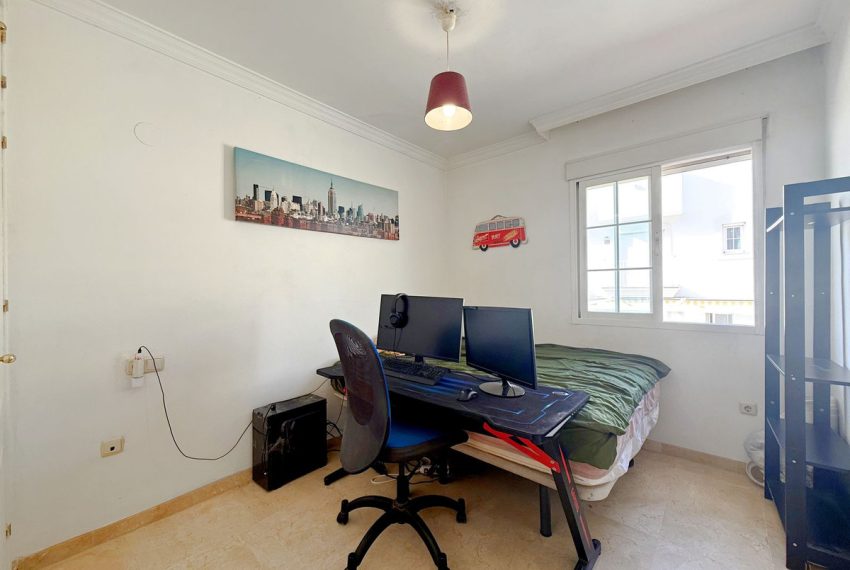 R4976590-Townhouse-For-Sale-Aloha-Terraced-3-Beds-208-Built-16
