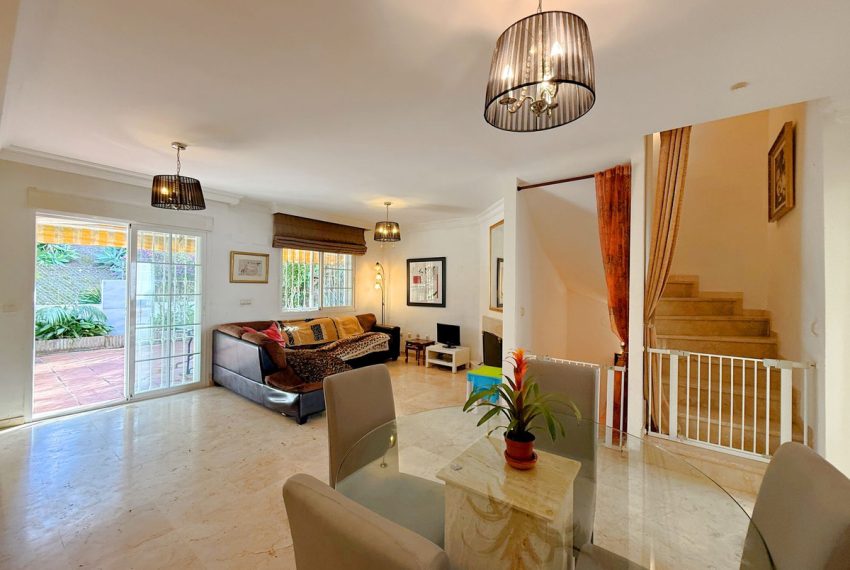 R4976590-Townhouse-For-Sale-Aloha-Terraced-3-Beds-208-Built-5