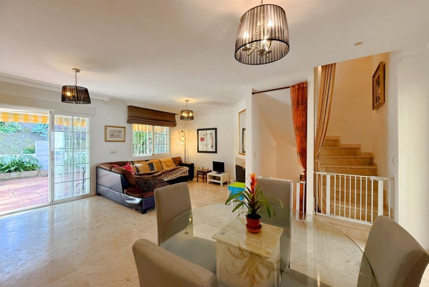 R4976590-Townhouse-For-Sale-Aloha-Terraced-3-Beds-208-Built-6