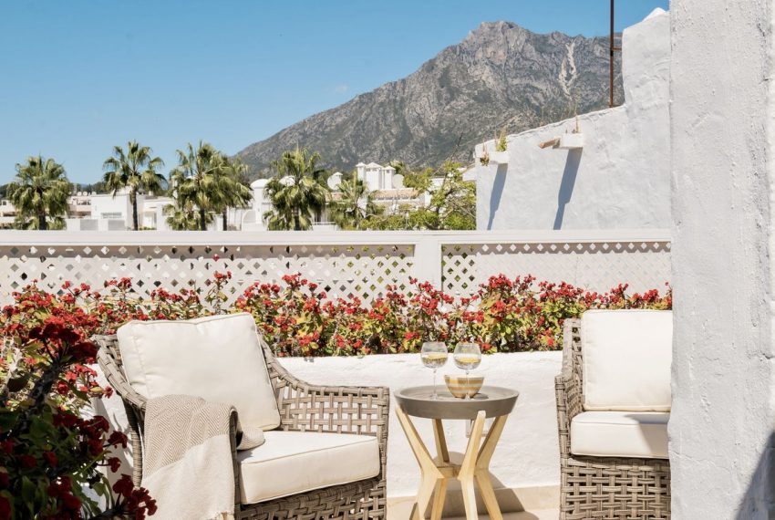 R4976989-Apartment-For-Sale-The-Golden-Mile-Penthouse-Duplex-3-Beds-173-Built-13