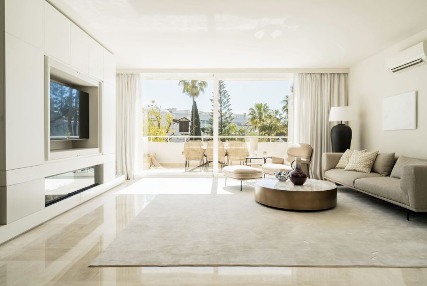 R4976989-Apartment-For-Sale-The-Golden-Mile-Penthouse-Duplex-3-Beds-173-Built-17
