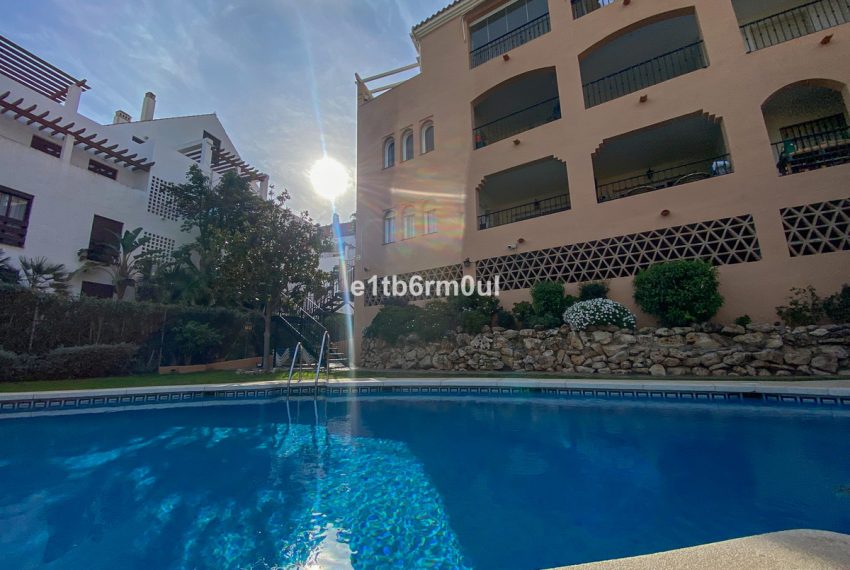 R4977196-Apartment-For-Sale-Nueva-Andalucia-Middle-Floor-2-Beds-131-Built-13