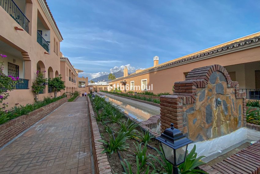 R4977196-Apartment-For-Sale-Nueva-Andalucia-Middle-Floor-2-Beds-131-Built-14