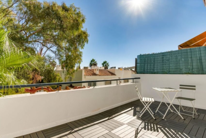 R4978900-Townhouse-For-Sale-Nueva-Andalucia-Terraced-3-Beds-87-Built-11