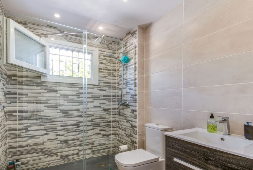 R4978900-Townhouse-For-Sale-Nueva-Andalucia-Terraced-3-Beds-87-Built-14