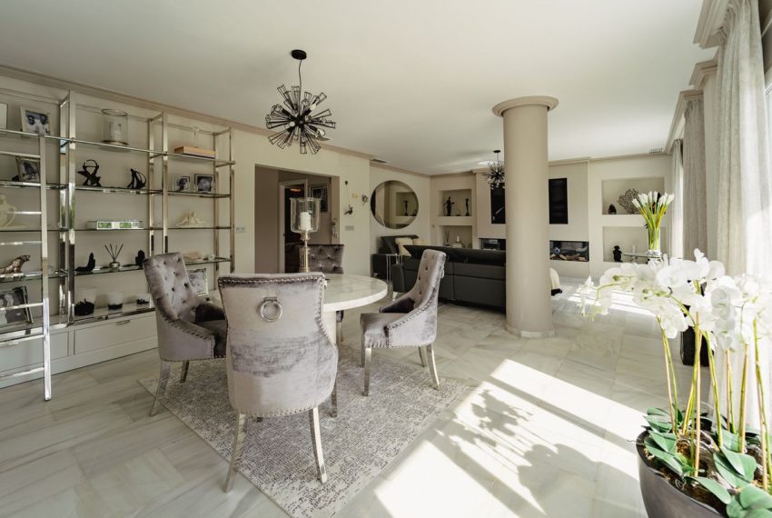 R4978924-Villa-For-Sale-Nagueles-Detached-6-Beds-395-Built-13