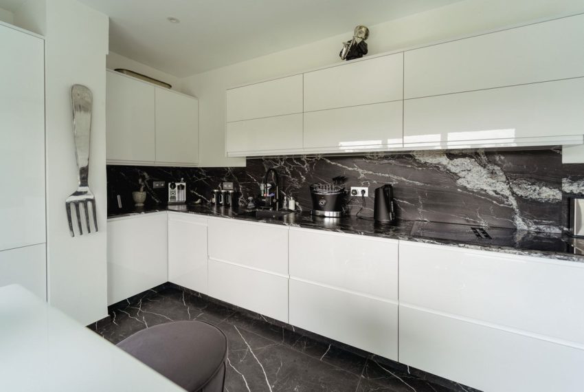 R4978924-Villa-For-Sale-Nagueles-Detached-6-Beds-395-Built-7