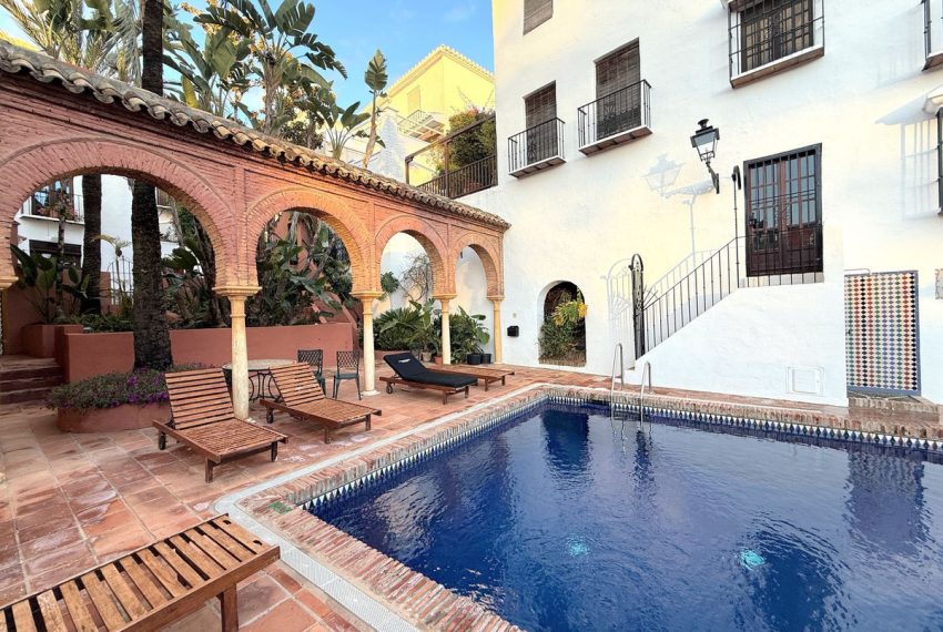 R4979035-Villa-For-Sale-Marbella-Semi-Detached-4-Beds-396-Built-10